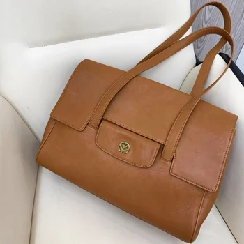 Дамски чанти-тоут в английски стил, с луксозна дизайнерска чанта-портмонето 2024 година на Издаване, новост от изкуствена кожа, расшитая винтажными пайети, Голяма обемът на подмишниците, рамо