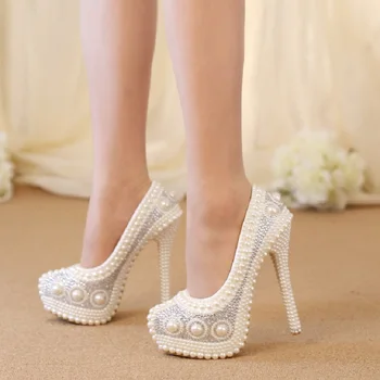 Пролетни нови сватбени обувки на висок ток с кръгло бомбе и бяла перла, водонепроницаемое банкет рокля на платформа, дамски обувки голям размер