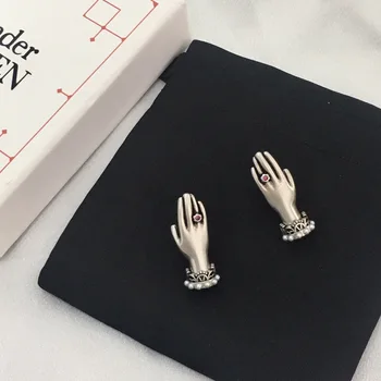 Обеци-карамфил под формата на ръце на скелет за жени, луксозни дизайнерски обеци с готически стил в стил пънк, стръмни бижута, ново записване